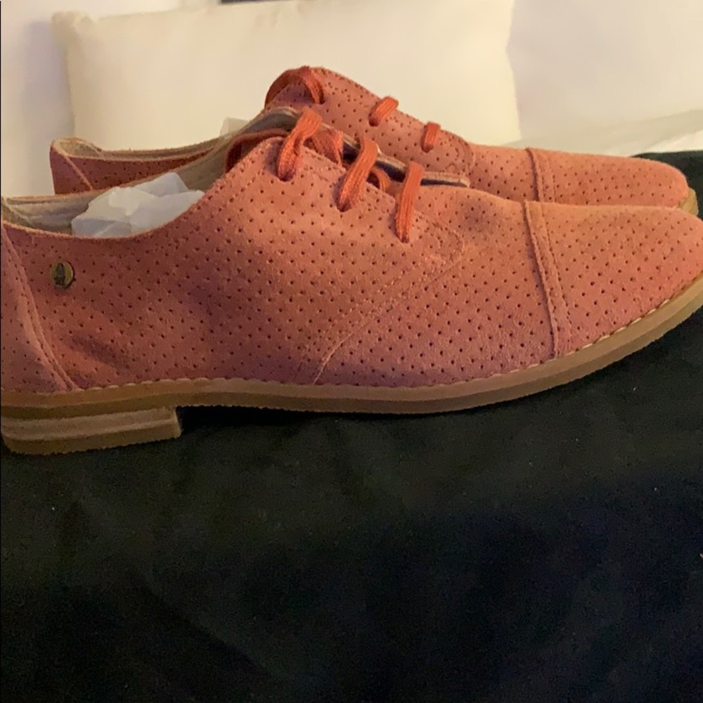Casual suede rust/orange hush puppies
